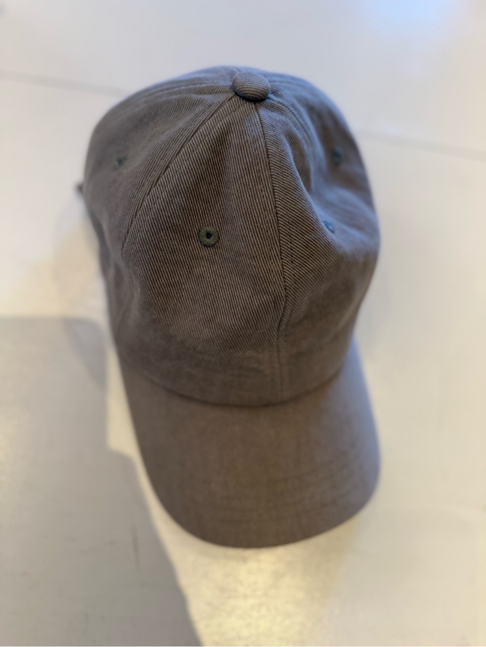 Brandy Melville Gray Cap